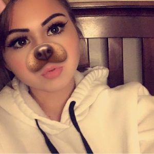 Meet your Posher, Gabby